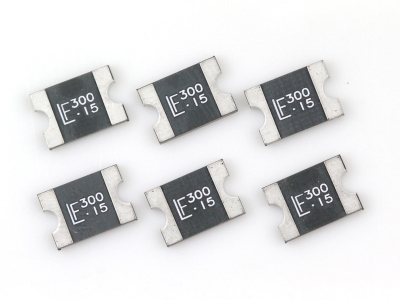 力特2920L系列貼片保險(xiǎn)絲